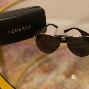 Black & gold  Versace aviator sunglasses